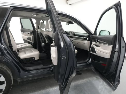 Used 2021 Kia Telluride S AWD/4WD image 29