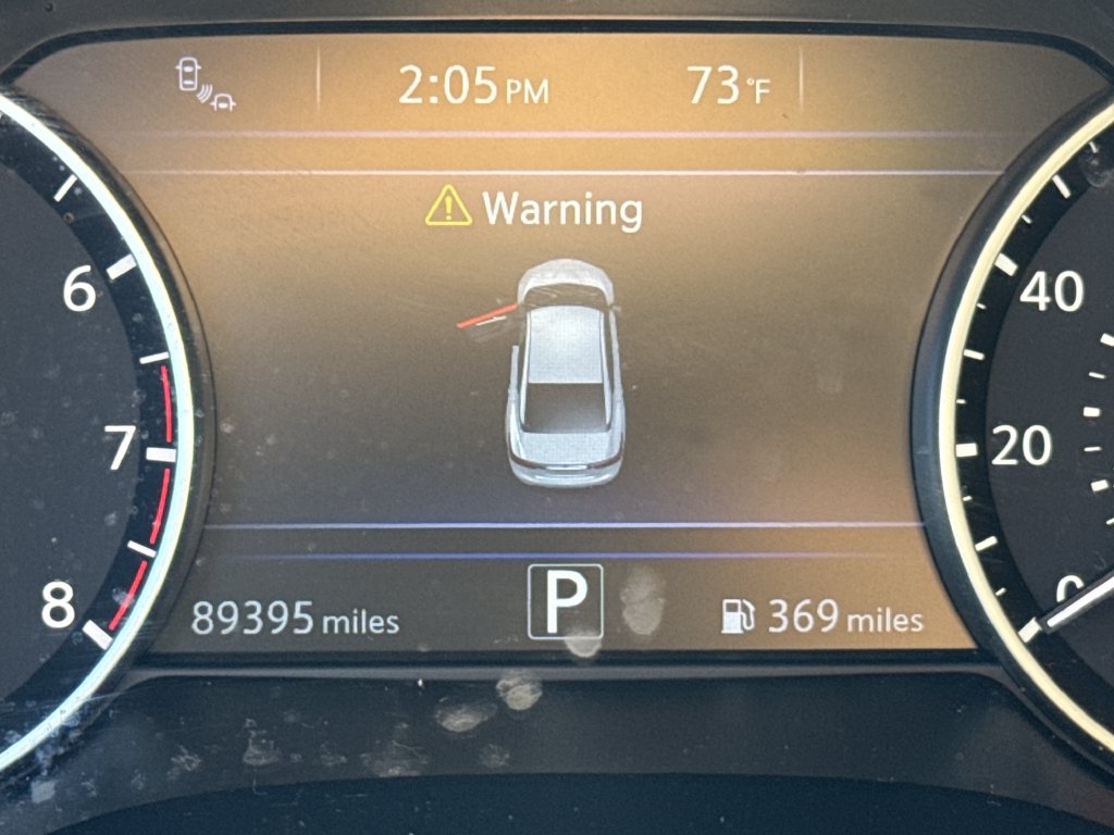 Used 2016 Nissan Maxima Platinum FWD image 17
