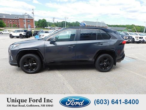 Used 2020 Toyota RAV4 XSE AWD/4WD image 5