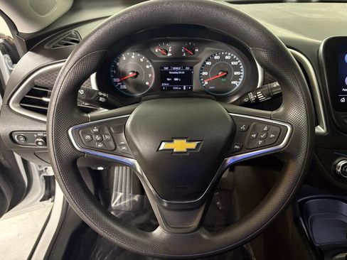 Used 2024 Chevrolet Malibu LS image 21