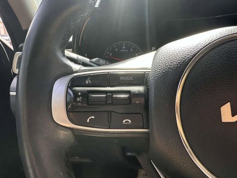 Used 2022 Kia K5 LXS image 31