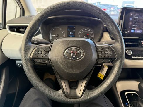 Used 2023 Toyota Corolla LE image 13