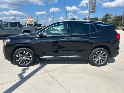 Used 2019 GMC Terrain Denali FWD image 3