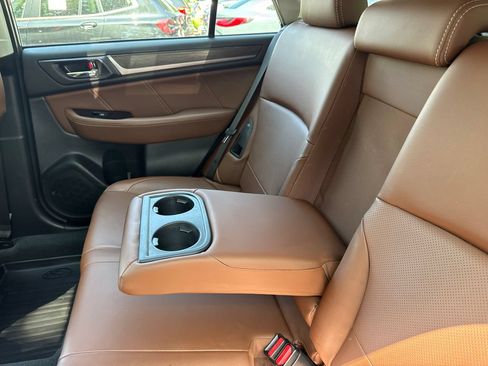 Used 2019 Subaru Outback 2.5i Touring AWD/4WD image 29