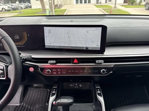 Used 2025 Kia Sorento EX w/ Panoramic Sunroof Package FWD image 28