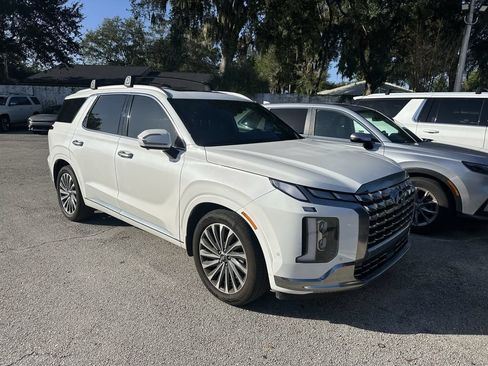 Used 2025 Hyundai Palisade Calligraphy AWD/4WD image 2