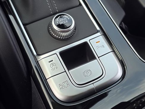 New 2025 Kia Telluride S image 19