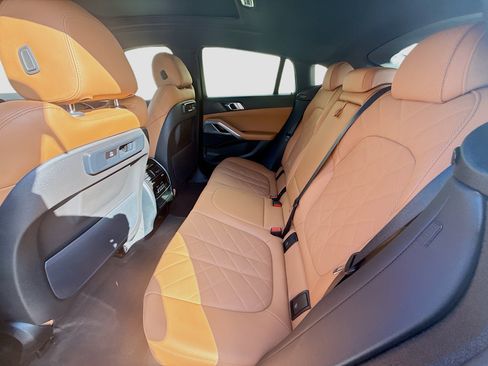 Used 2023 BMW X6 xDrive40i w/ Premium Package image 24