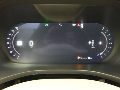 Used 2023 Volvo XC60 B5 Plus AWD/4WD image 26