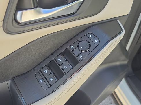 Certified 2023 Nissan Rogue SV w/ SV Premium B Package FWD image 20