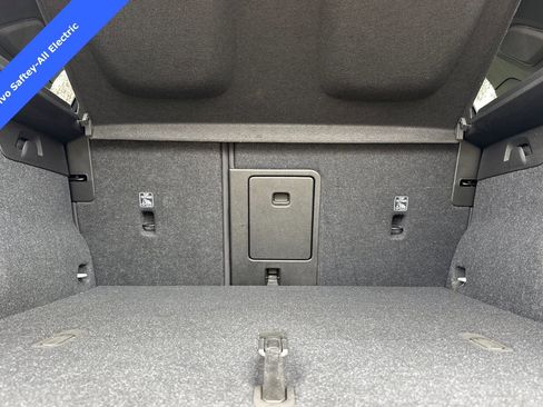 Used 2023 Volvo XC40 Recharge Ultimate image 15