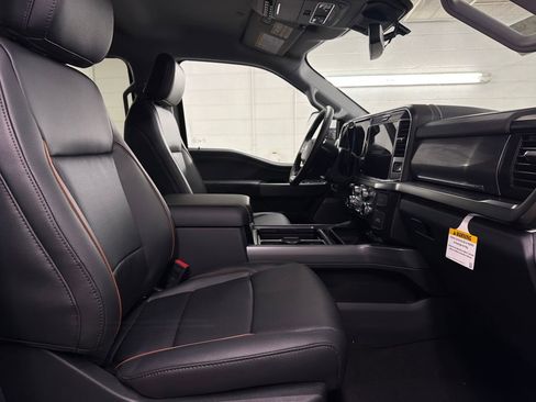 New 2026 Ford F250 Lariat w/ Lariat Premium Package image 27
