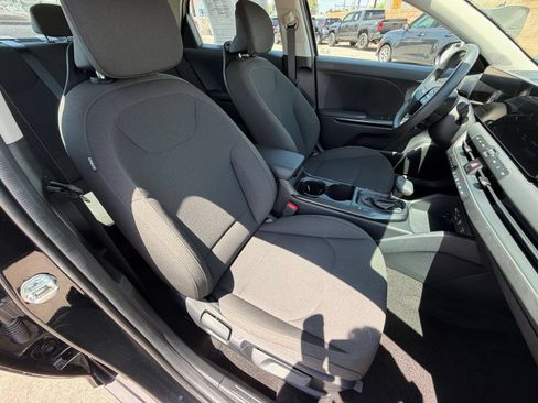 Used 2026 Kia K4 FWD image 35