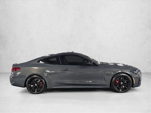 Used 2025 BMW 430i Coupe w/ M Sport Package image 4