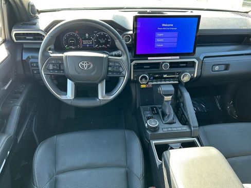Certified 2025 Toyota 4Runner Limited AWD/4WD image 19