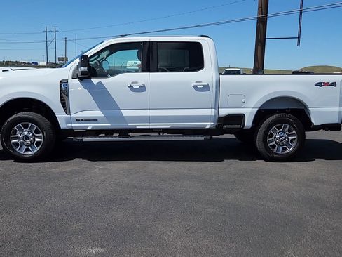 Certified 2026 Ford F250 Lariat AWD/4WD image 3