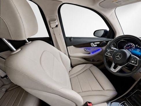 Used 2022 Mercedes-Benz GLC 300 image 16