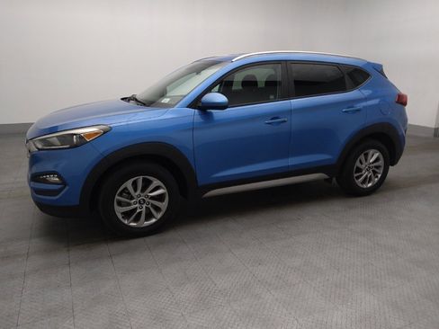 Used 2017 Hyundai Tucson SE image 2