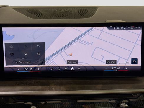 Used 2024 BMW X5 xDrive40i w/ Parking Assistance Package image 17