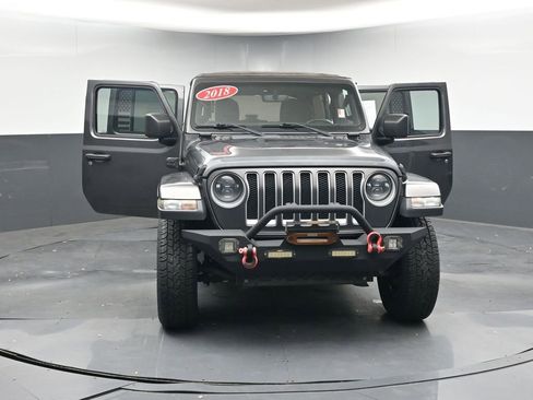 Used 2018 Jeep Wrangler Unlimited Sahara image 50