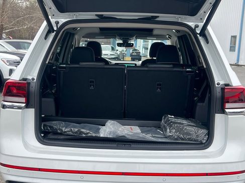 New 2026 Volkswagen Atlas SEL Premium R-Line AWD/4WD image 17