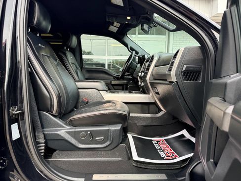 Used 2021 Ford F450 Platinum w/ FX4 Off-Road Package image 42