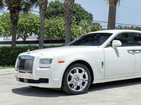 Used 2013 Rolls-Royce Ghost RWD image 2