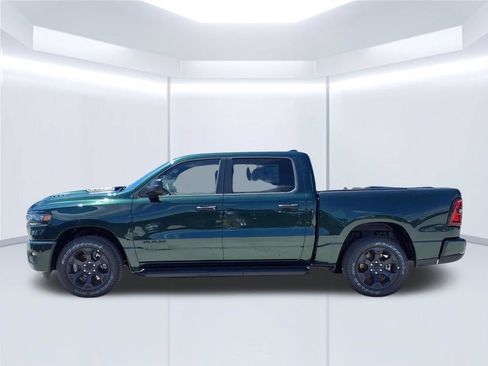 New 2026 RAM 1500 Express AWD/4WD image 17