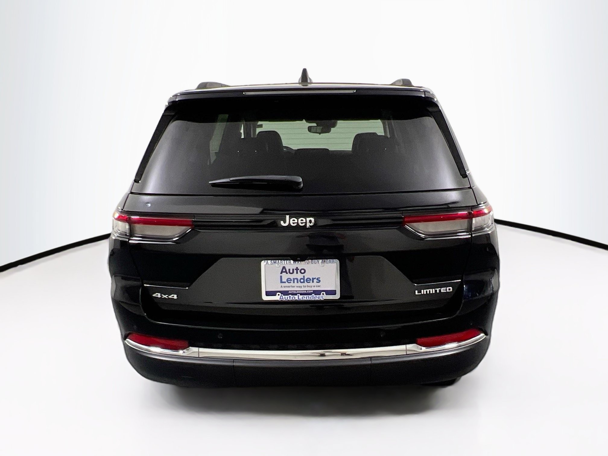 Used 2023 Jeep Grand Cherokee Limited AWD/4WD image 6