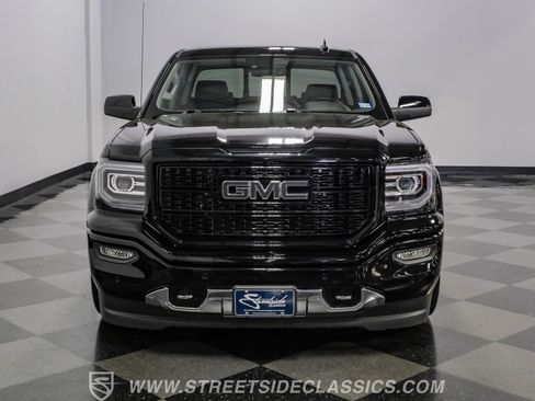 Used 2017 GMC Sierra 1500 Denali w/ Denali Ultimate Package AWD/4WD image 18