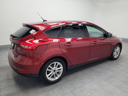 Used 2017 Ford Focus SE FWD image 10