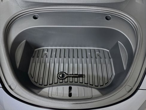 Used 2022 Tesla Model 3 Performance image 33