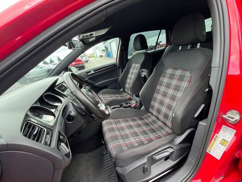 Used 2017 Volkswagen GTI Sport FWD image 10