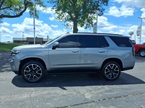 Used 2024 Chevrolet Tahoe RST w/ Luxury Package AWD/4WD image 4