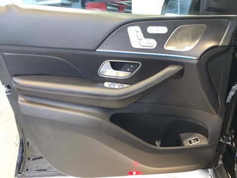 Used 2022 Mercedes-Benz GLS 450 4MATIC image 14