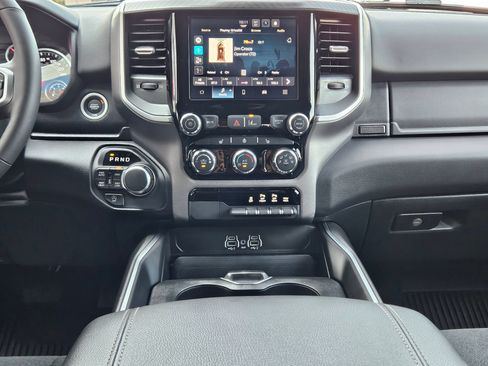 Used 2025 RAM 1500 Big Horn AWD/4WD image 10