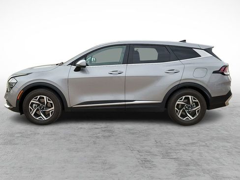 Used 2023 Kia Sportage LX image 6
