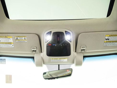 Used 2021 Subaru Outback Premium w/ Popular Package #1 AWD/4WD image 17