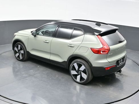 Used 2023 Volvo XC40 Recharge Ultimate image 40