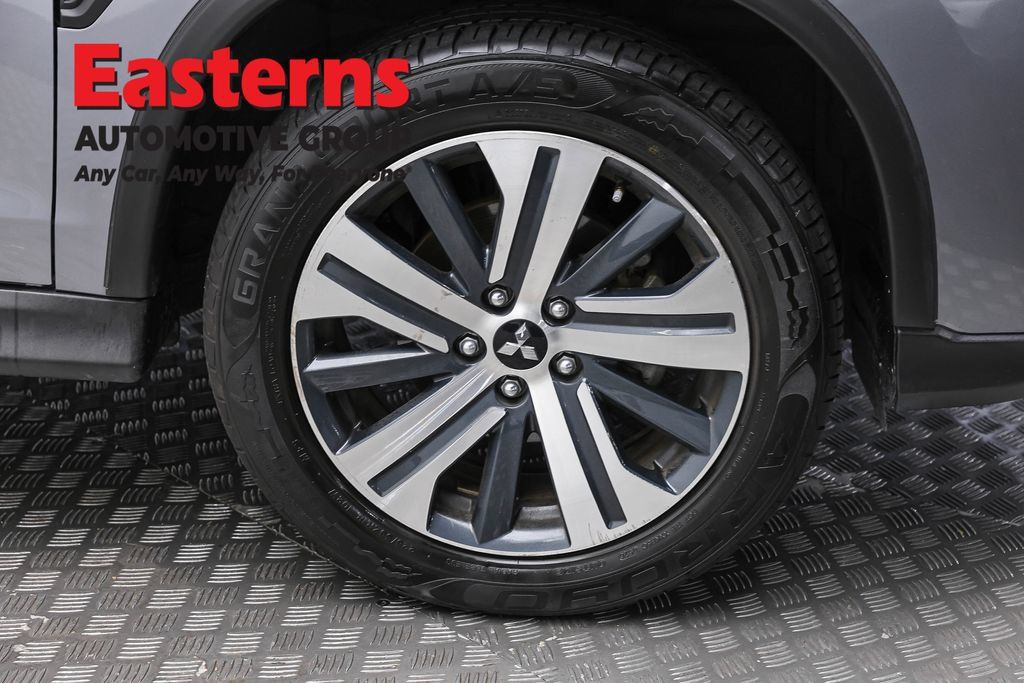 Used 2024 Mitsubishi Outlander Sport ES AWD/4WD image 30