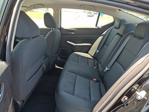 Used 2020 Nissan Altima 2.5 S FWD image 10