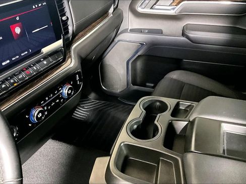 Used 2023 GMC Sierra 1500 Elevation AWD/4WD image 13