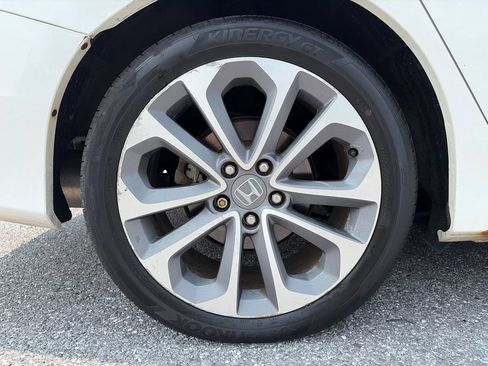 Used 2014 Honda Accord Sport image 28