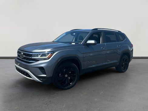 Certified 2022 Volkswagen Atlas SE AWD/4WD image 1