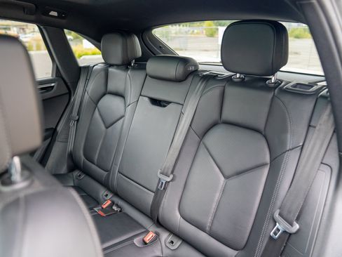Used 2017 Porsche Macan S AWD/4WD image 23