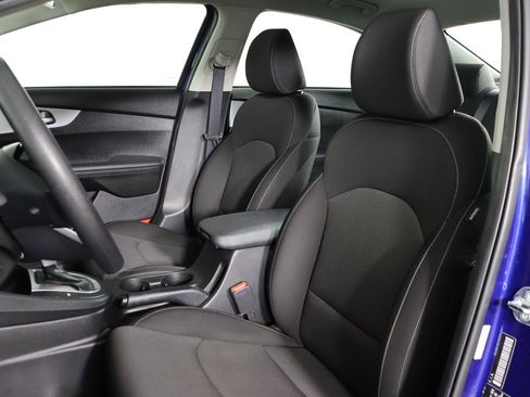 Used 2023 Kia Forte LXS image 23