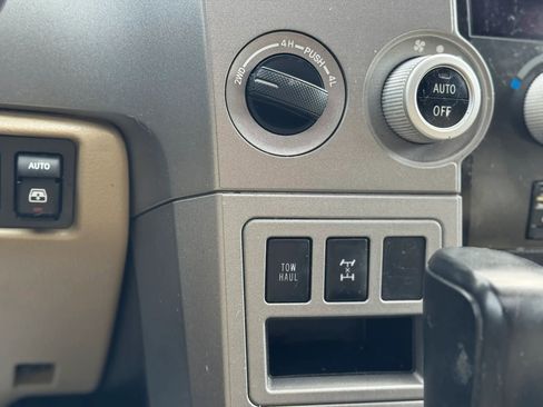 Used 2014 Toyota Sequoia SR5 w/ Premium Package image 30