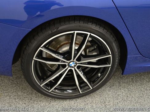 Used 2024 BMW 330i Sedan w/ M Sport Package RWD image 42