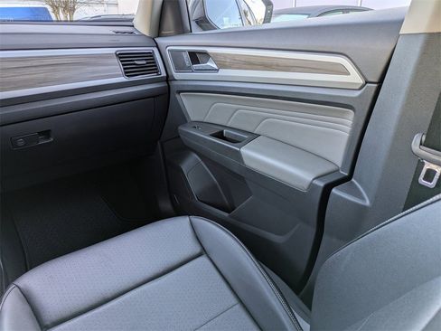 Certified 2023 Volkswagen Atlas SEL image 22