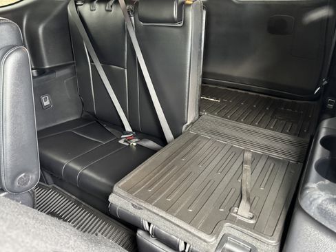 Used 2022 Toyota Highlander Platinum image 17